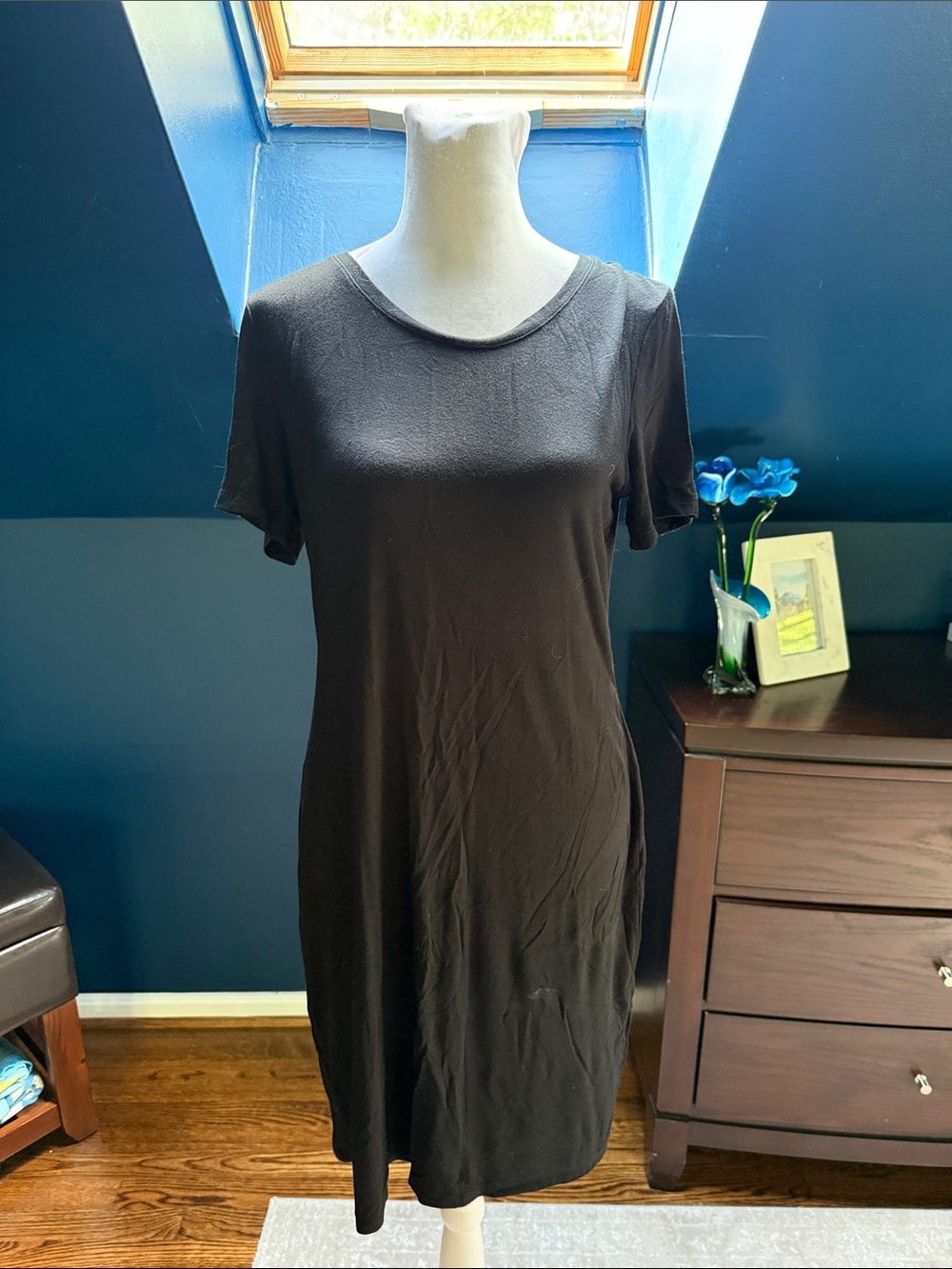 Classic Short-Sleeve Black Dress